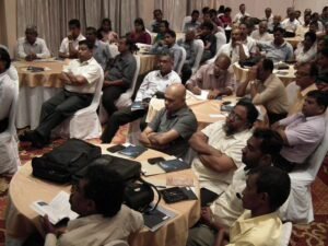 වැඩමුළුවට සහභාගි වූ මාධ්යවේදීන් එකසිය විසිදෙනෙකුට ආසන්න පිරිසෙන් කොටසක්